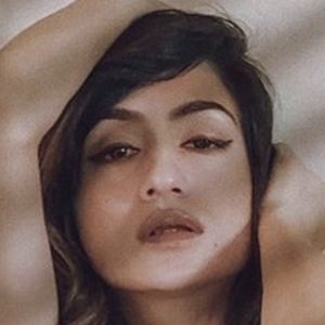 Karishma Rawat, 32 (Блогер)