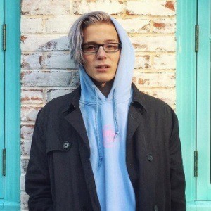 Karizma, 30 (Rapper)