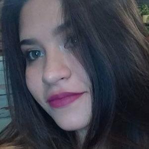 Karla Herrarte, 24 (流行歌手)