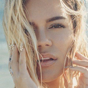 Karol G, 34 (Cantor De Reggaeton)