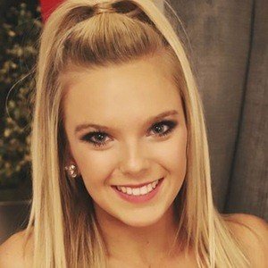 Karolyne Day image 3