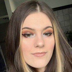 Kat Tenbarge, 27 (記者)