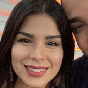 Katalina Oficial, 27 (Pop Singer)