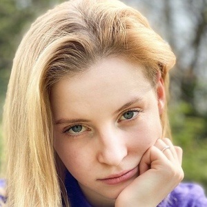 Katalyna Peel, 22 (Pop Singer)