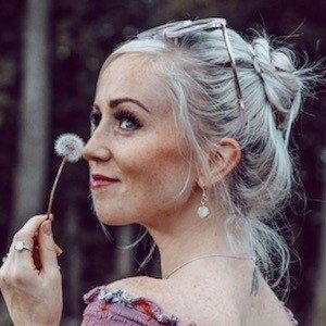 Kate Flowers, 37 (YouTube Star)