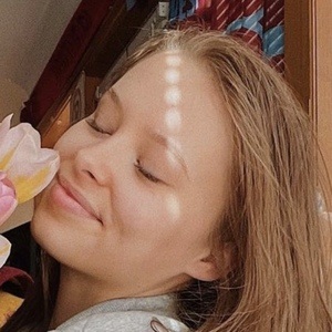Kate Hall image 3