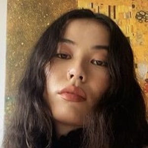 Kate Hina Sabatine, 29 (TikTok明星)