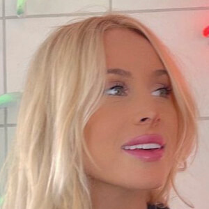 Katelyn Katelyn & Joe image 3