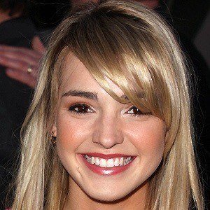 Katelyn Tarver, 34 (Chanteuse pop)