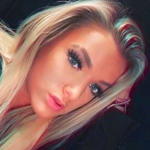 Katerina Carney, 24 (TikTok Star)