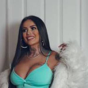 Katherine Flores, 37 (纹身艺术家)