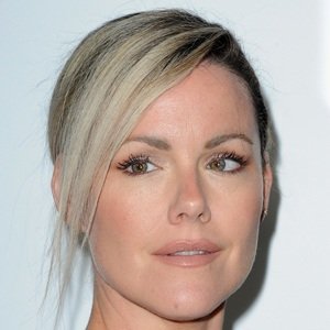 Kathleen Robertson image 7