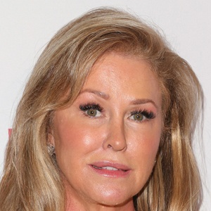 Kathy Hilton, 66 (時裝設計師)