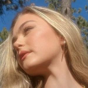 Katie Kelly image 4