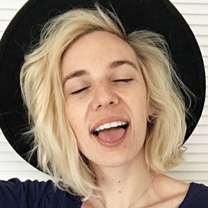 Katie Masters, 33 (TikTok明星)