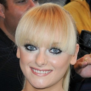 Katie McGlynn, 32 (肥皂剧女演员)