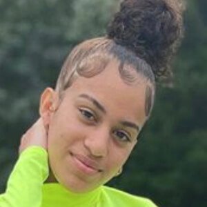 Katie Mylove Nazir, 19 (YouTube Star)