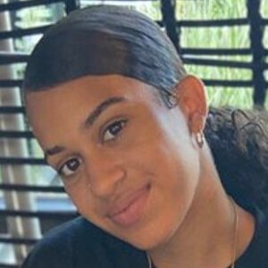 Katie Mylove Nazir, 19 (YouTube Star)