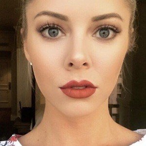 Katie Peterson, 38 (TV Actress)