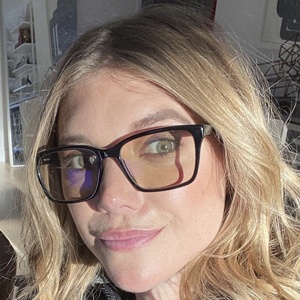 Katie Sands, 33 (Instagram Star)