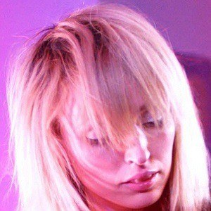 Katie White, 41 (Chanteur de rock)
