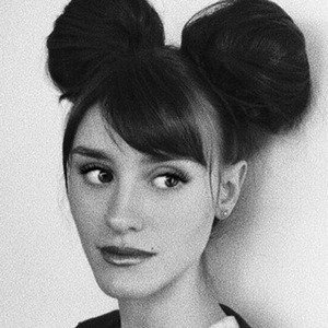 Katja Martínez, 28 (TV Actress)