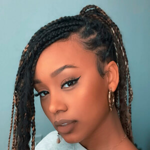 Katlyn Nichol image 2