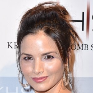 Katrina Law, 40 (电视女演员)