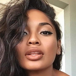 Kattya Heredia image 2