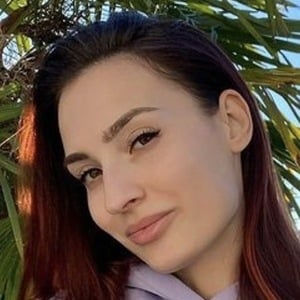 Katy Vine, 31 (TikTok明星)