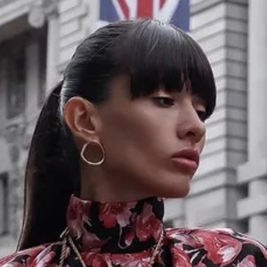 Katya Tolstova, 38 (模特)