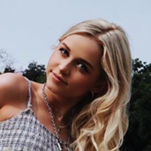 Kay Cook, 24 (Ngôi sao Instagram)