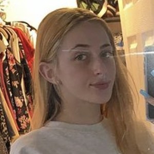 Kay Rose, 23 (Estrella de TikTok)