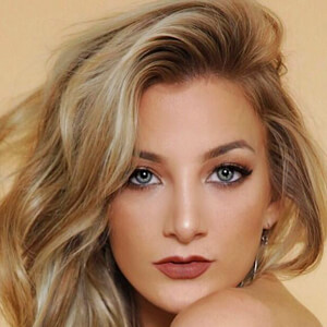 Kayla Brenda image 4