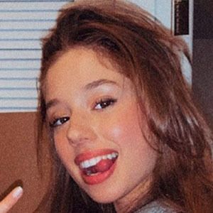 Kayla Divenere, 21 (TV Actress)