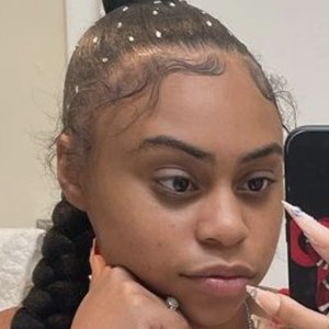 Kayla Lebomb, 23 (TikTok Star)