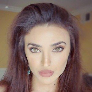 Kayla Loren, 30 (TV Actress)