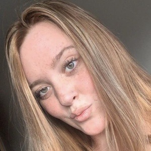 Kayla Lynn, 26 (TikTok Star)