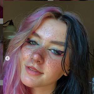 Kayla Malecc, 20 (TikTok Star)