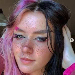 Kayla Malecc, 20 (TikTok Star)