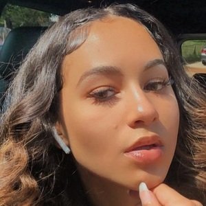 Kayla Michelle image 5