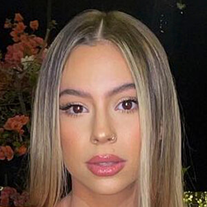 Kayla Richart, 25 (Instagram Star)