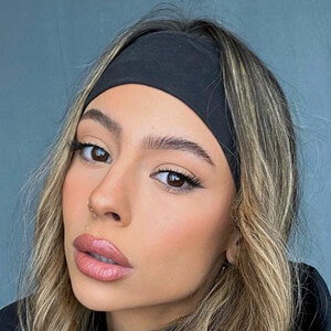 Kayla Richart, 25 (Instagram明星)