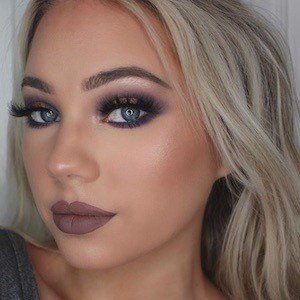 Kaylee Bull, 30 (Instagram Star)