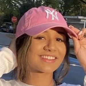 Kaylee Jones, 25 (TikTok Star)