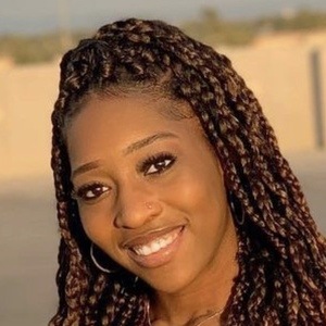 Kaylee Walker image 6