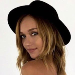 Kaylen Ostapovich, 32 (模特)