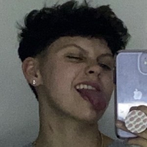 Kayley Rowe, 23 (TikTok Star)