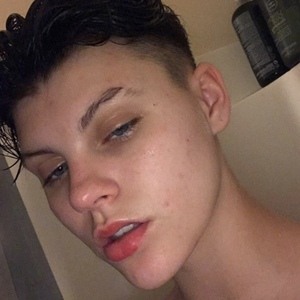 Kayley Rowe, 23 (TikTok Star)