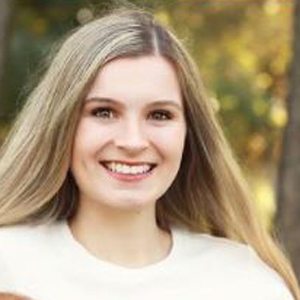 Kaylie Varney, 27 (YouTube明星)